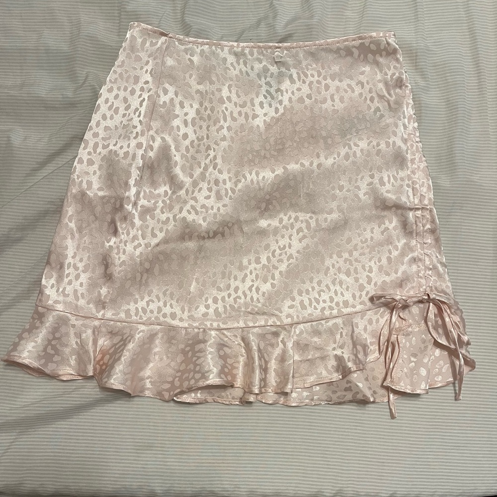 FOREVER 21 Light Pink Silk Skirt
